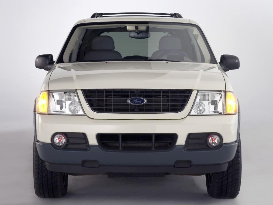 Ford Explorer S2RV Concept 2003 года  (фото 2 из 5)